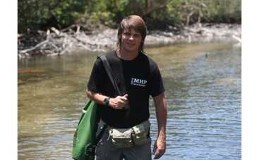 Ведущий «Мира наизнанку» Дмитрий Комаров: «Наша съемочная команда – я и оператор!»