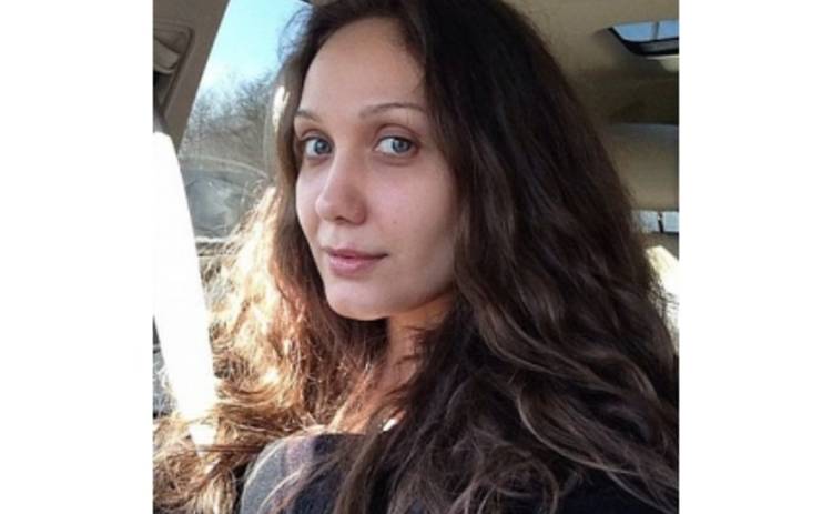 Евгения Власова показала фото, на котором она без макияжа