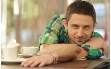 Андрей Шабанов перекармливает ноутбук