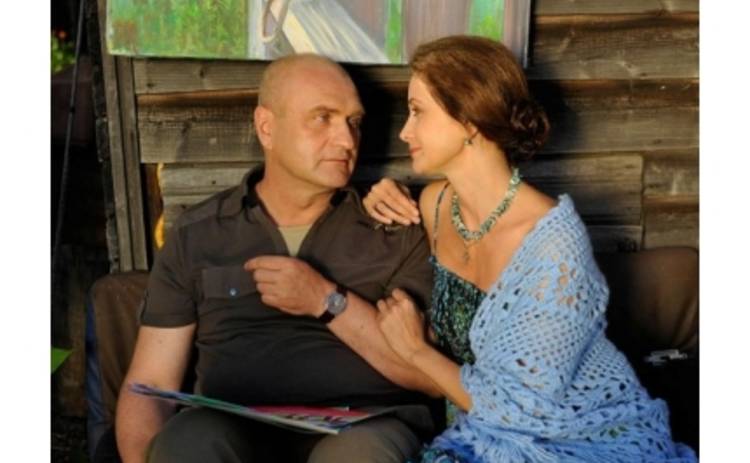 Балуев и Кабо устроили семейный детский дом в сериале «Дом у большой реки»