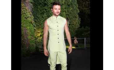 Сергей Лазарев нарядился в кузнечика (ВИДЕО)