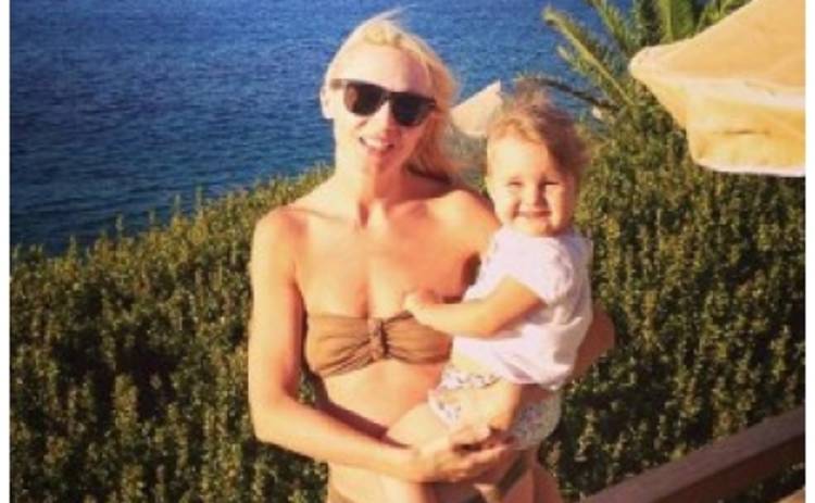 Кристина Орбакайте отдыхает с семьей (ФОТО)