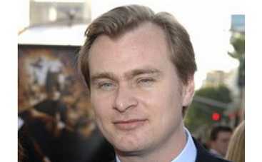 Создатель "Темного рыцаря" и актеры из "Игры престолов" взялись за Эйнштейна.