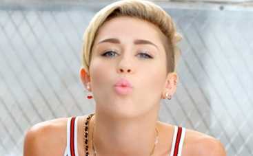 Дочь Брюса Уиллиса перепела Майли Сайрус