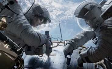 "Гравитация" вновь на вершине американского проката