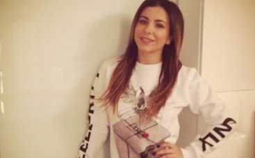 Ани Лорак дома ходит в подарках Яны Рудковской