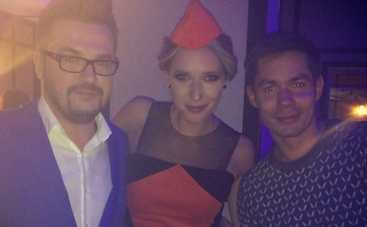 Катя Осадчая показала Диму Коляденко в молодости и без макияжа (ФОТО)