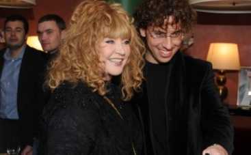 Алла Пугачева боялась, что у нее отберут двойняшек