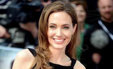 Анджелина Джоли упустила роль в "Гравитации" из-за своего менеджера