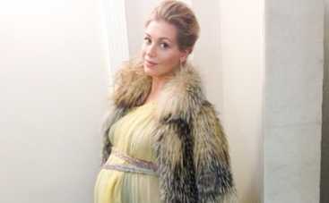 Кристина Асмус опровергла слухи о том, что родила мальчика