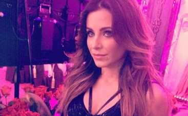 Ани Лорак на "Золотом Граммофоне" 2013 поразила своим выступлением (ВИДЕО)