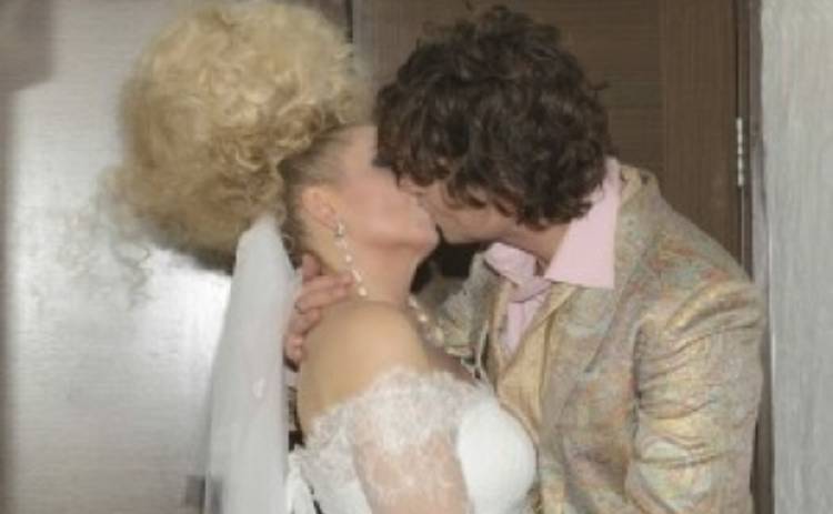 Прохор Шаляпин на своей свадьбе целовался с другой женщиной