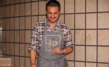 Эктор Хименес-Браво учит готовить угря