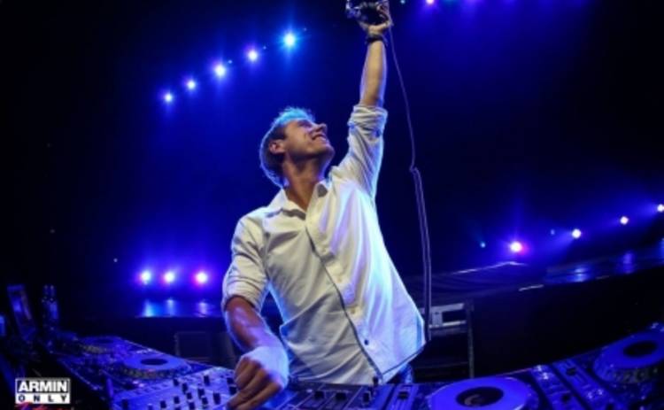 Армин ван Бюрен привезет в Украину 6-часовое шоу «Armin Only Intense»