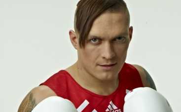 (ВИДЕО) Александр Усик победил Эпифанио Мендозу техническим нокаутом