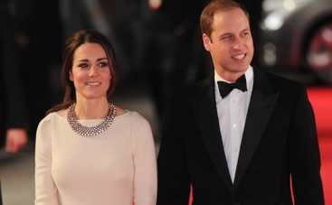 Принц Уильям и Кейт Миддлтон оставили сына на Рождество дома