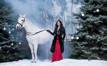 Ани Лорак на Новый год ждет сюрприз от мужа