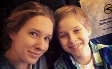 Катя Осадчая отдыхает с сыном в Лондоне