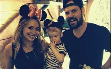 Хиллари Дафф с мужем свозили сына в Диснейленд