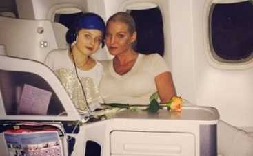 Анастасия Волочкова отправилась с дочкой в Таиланд