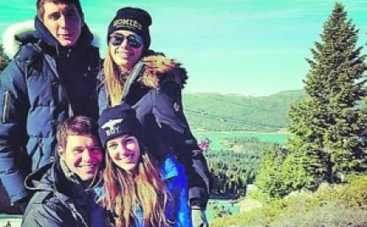 Сын Литвина с невестой отдохнули в США у Мики Ньютон