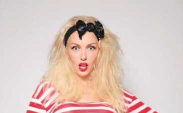 Оля Полякова отдала дочку в рабство