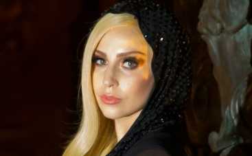 Леди Гага впала в детство