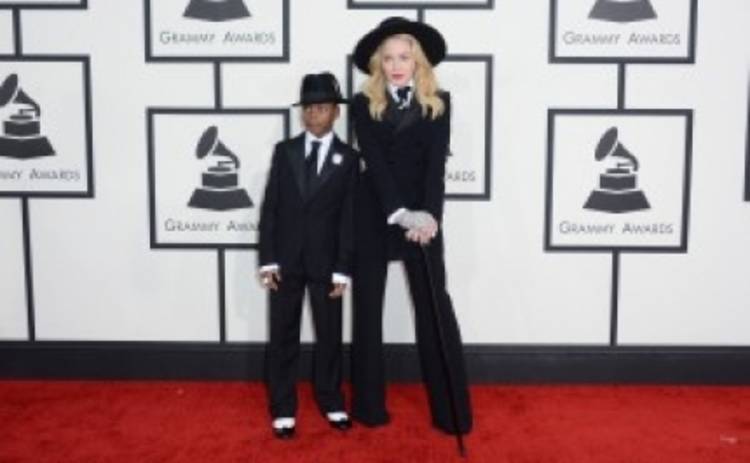 Grammy 2014: Мадонна пришла на премию с сыном (ФОТО)