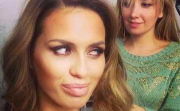 Виктория Боня «лепит» из себя Анджелину Джоли