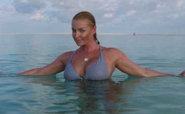 Анастасия Волочкова перевернула дочь с ног на голову (ФОТО)