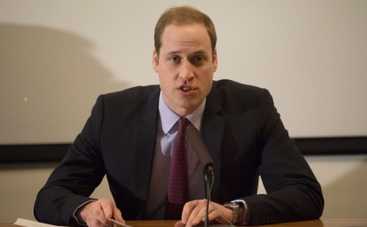 Принц Уильям отдыхает со своей первой любовью в Испании