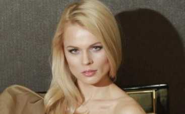 Ольга Фреймут молится за украинцев на баррикадах