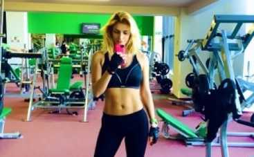 Таня Котова из "ВИА Гры" не может привыкнуть к фитнесу
