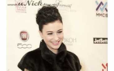 Анастасия Приходько попала в Крым под дулом автомата (ФОТО)