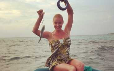 Анастасия Волочкова съела золотую рыбку (ФОТО)