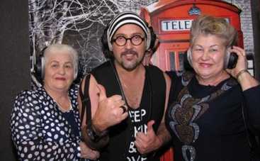 Дима Коляденко записал новую песню с мамой Ирины Билык