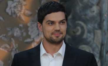 "Холостяк" Константин Евтушенко в ночных клубах не знакомится