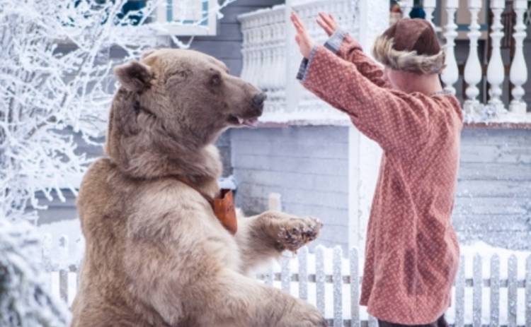 Елки-4: актеру пришлось целоваться с медведем