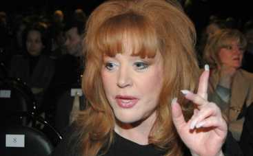 Алла Пугачева содержит звезду советского кино