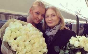Анастасия Волочкова показала маму (ФОТО)