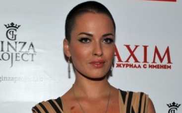 Даша Астафьева решила жить с молодым бизнесменом