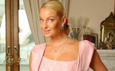 Волочкову разыграли: балерина согласилась ублажить мэра