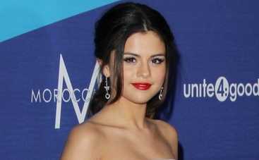 Селена Гомес слетела с катушек