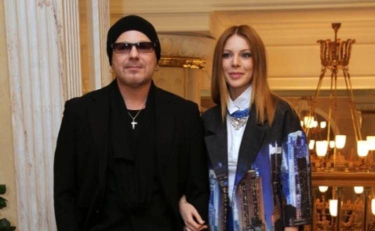 Владимир Пресняков потерял интерес к супруге из-за Артура Пирожкова