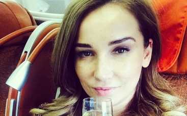 Анфиса Чехова присматривает золотой унитаз, как у Януковича