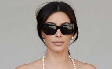 Ким Кардашьян на девичнике съела Эйфелеву башню