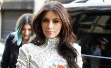 Ким Кардашьян устроила девичник в Париже