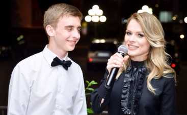 Оля Фреймут привезла в Черновцы свой столик (ФОТО)