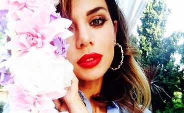 Анна Седокова позволила к себе дотронуться (ВИДЕО)