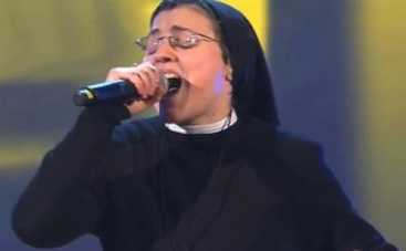 25-летняя монахиня победила в итальянском шоу Голос (ВИДЕО)